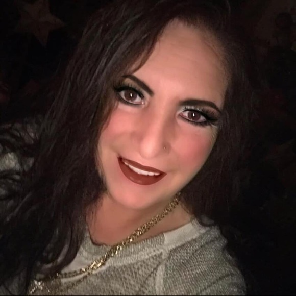 Meet your Posher, Trina - Picture 14 of 17